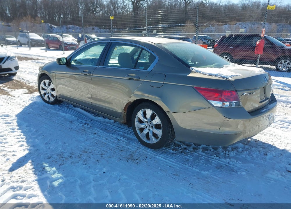 2008 HONDA ACCORD VIN: 1HGCP26778A042469