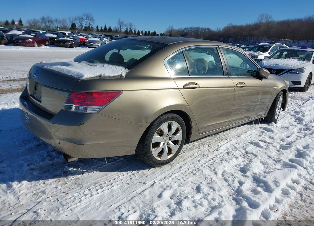 2008 HONDA ACCORD VIN: 1HGCP26778A042469