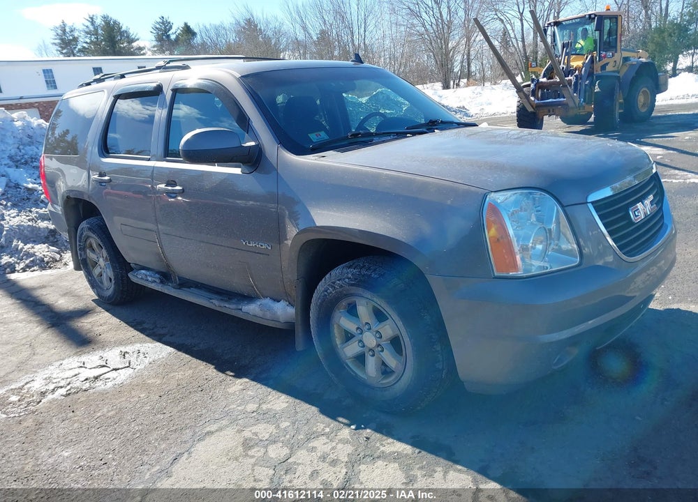 2013 GMC YUKON SLE VIN: 1GKS2AE03DR354179