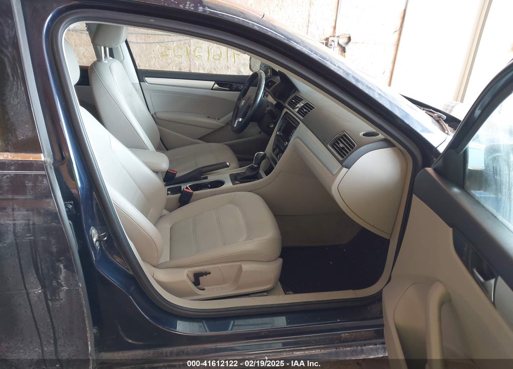 2013 VOLKSWAGEN PASSAT 2.5L SE VIN: 1VWBH7A36DC071644