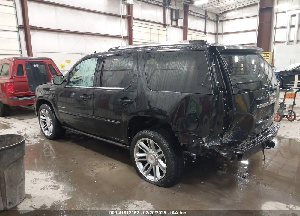 2014 CADILLAC ESCALADE VIN: 1GYS4CEF8ER203503