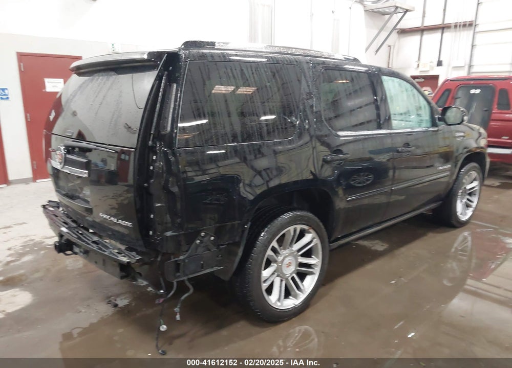 2014 CADILLAC ESCALADE VIN: 1GYS4CEF8ER203503