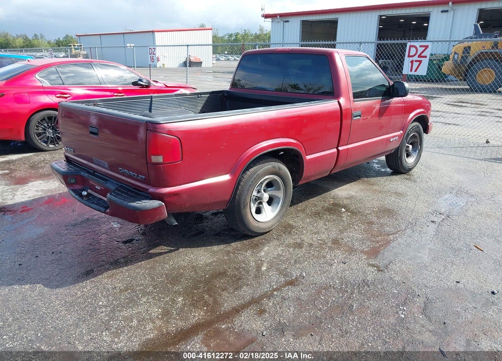 2000 CHEVROLET S-10 LS VIN: 1GCCS1444YK167617