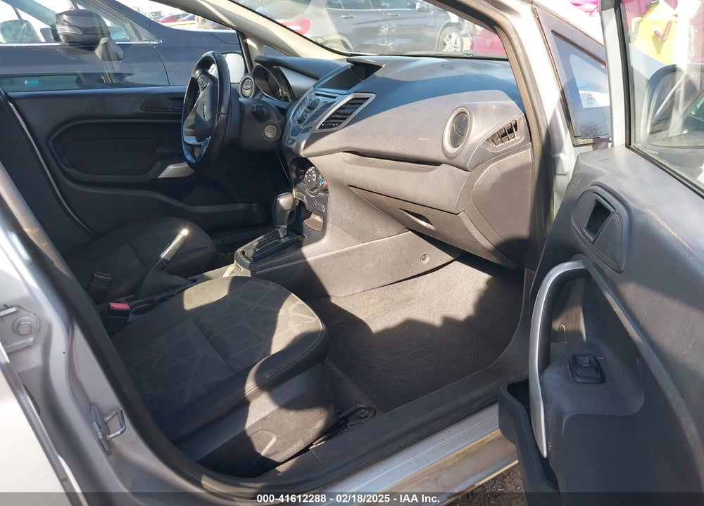 2011 FORD FIESTA SES VIN: 3FADP4FJ1BM149138