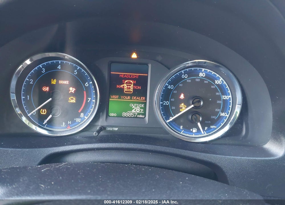 2018 TOYOTA COROLLA VIN: 2T1BURHE5JC029096