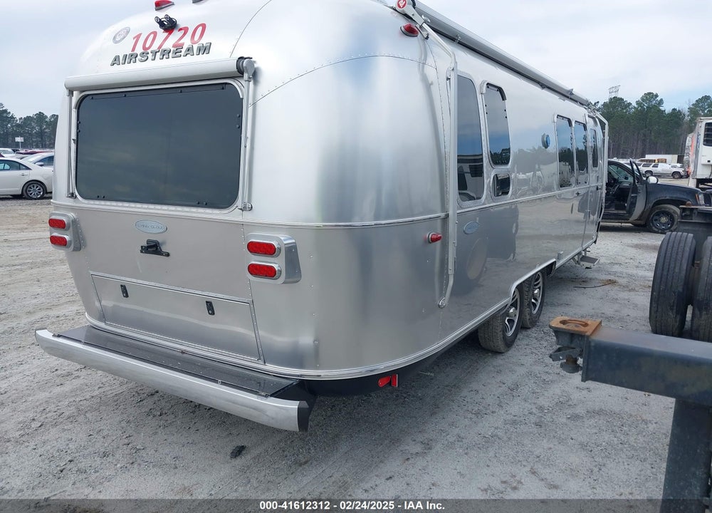 2017 AIRSTREAM FLYING CLOUD VIN: 1STJ9YM26HJ538374