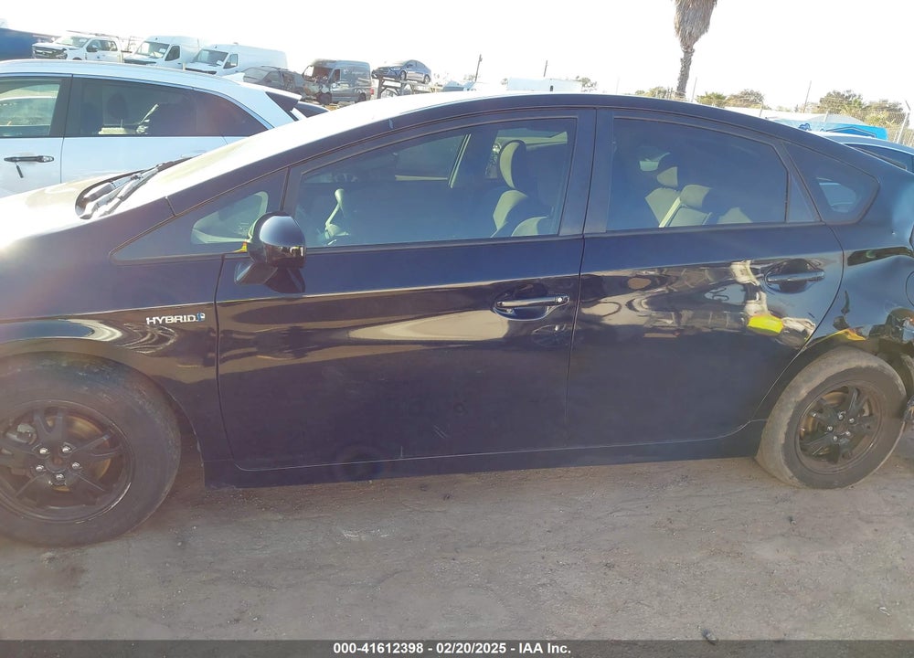 2013 TOYOTA PRIUS VIN: JTDKN3DU2D0349773