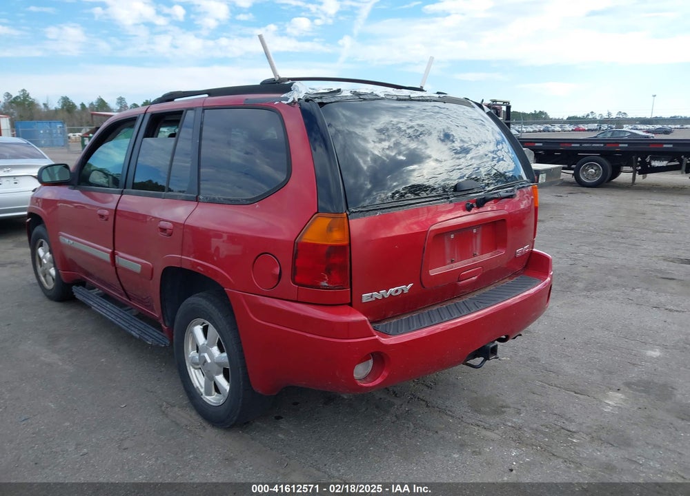 2005 GMC ENVOY SLT VIN: 1GKDT13S852324860