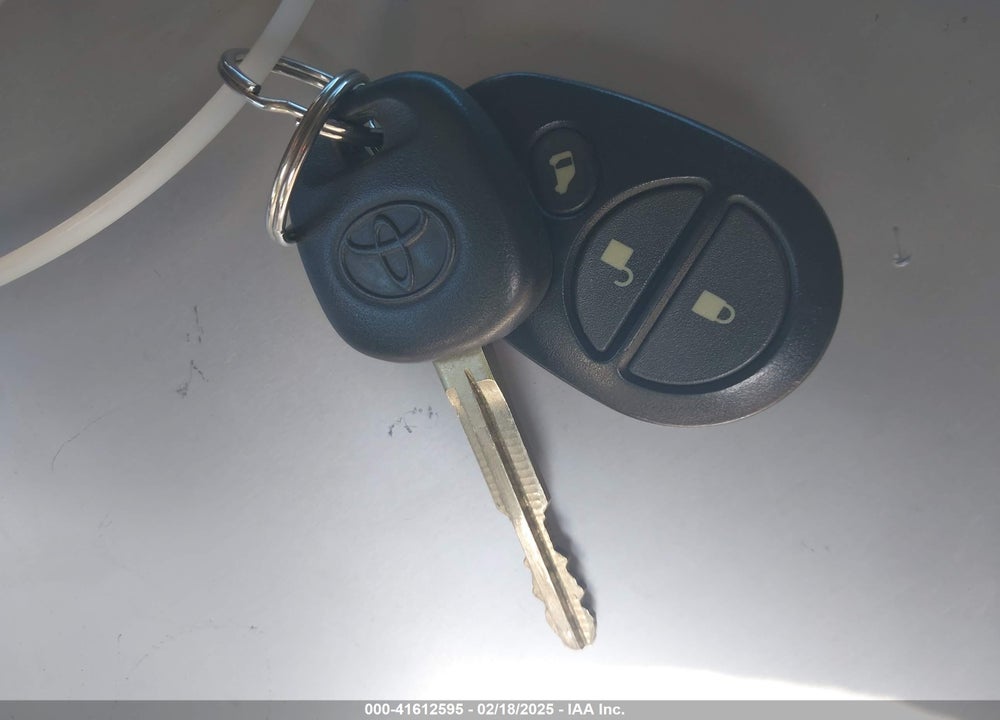 2004 TOYOTA SIENNA VIN: 5TDZA23C04S024565
