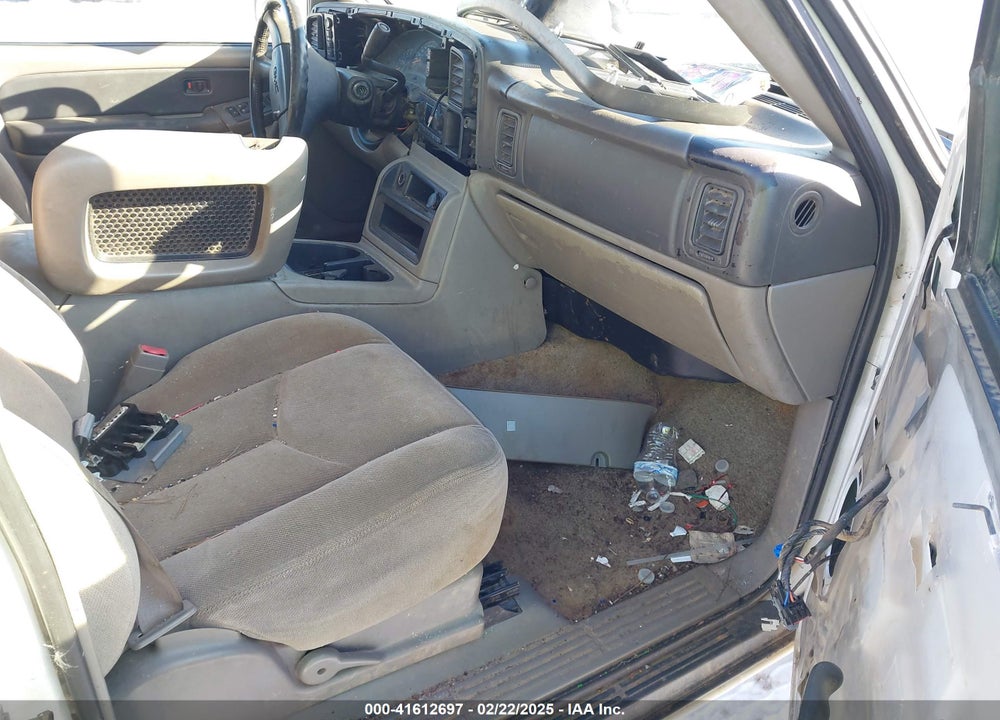 2003 GMC YUKON XL 1500 SLE VIN: 3GKFK16Z73G315463
