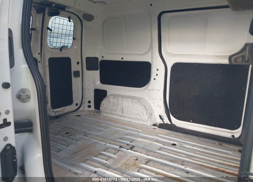 2019 NISSAN NV200 SV VIN: 3N6CM0KN0KK698130
