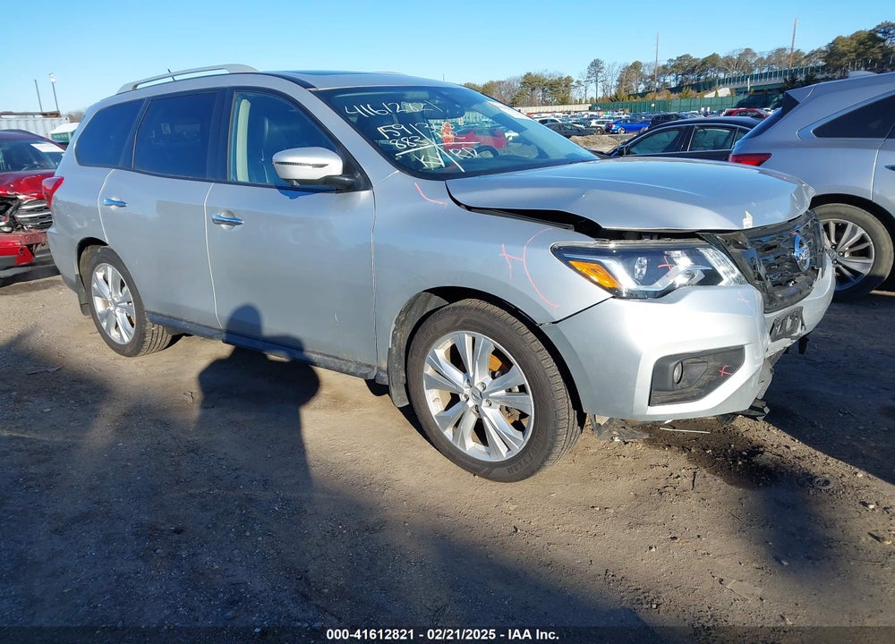 2018 NISSAN PATHFINDER SL VIN: 5N1DR2MMXJC664995