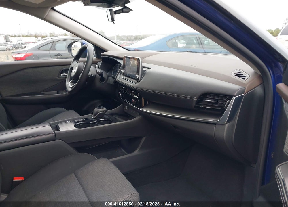 2021 NISSAN ROGUE SV FWD VIN: JN8AT3BA2MW006523