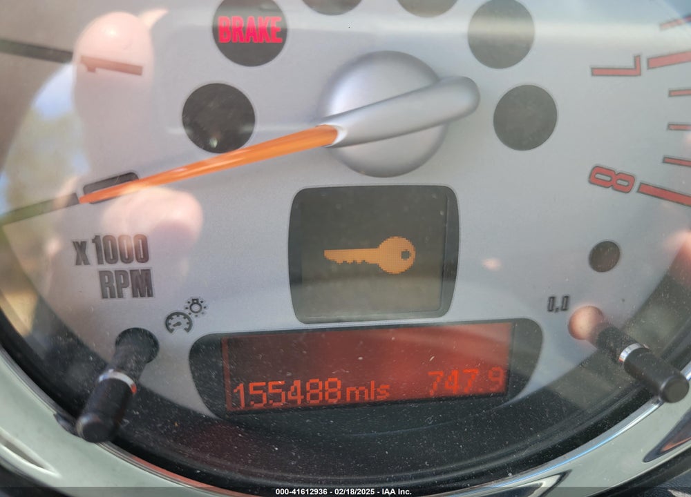 2009 MINI COOPER VIN: WMWMF33589TU73548