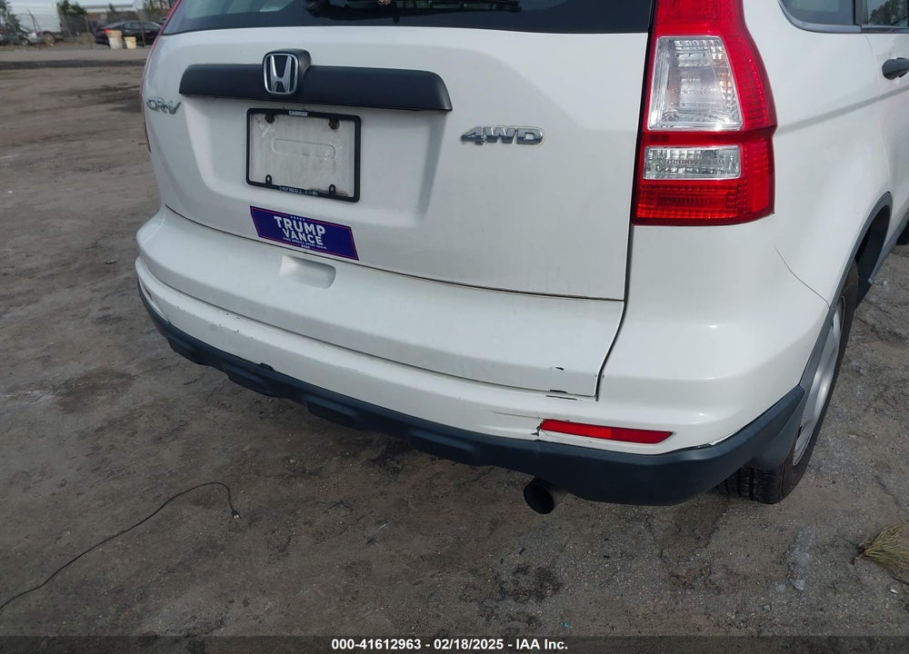2011 HONDA CR-V LX VIN: 5J6RE4H31BL057835
