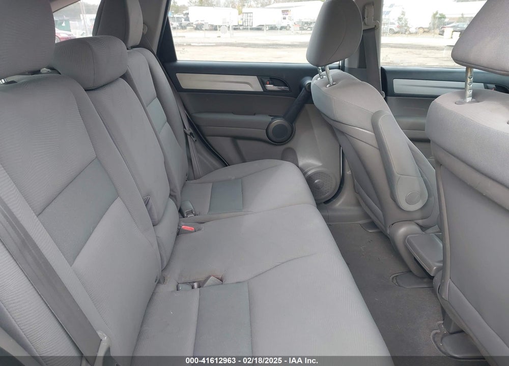 2011 HONDA CR-V LX VIN: 5J6RE4H31BL057835