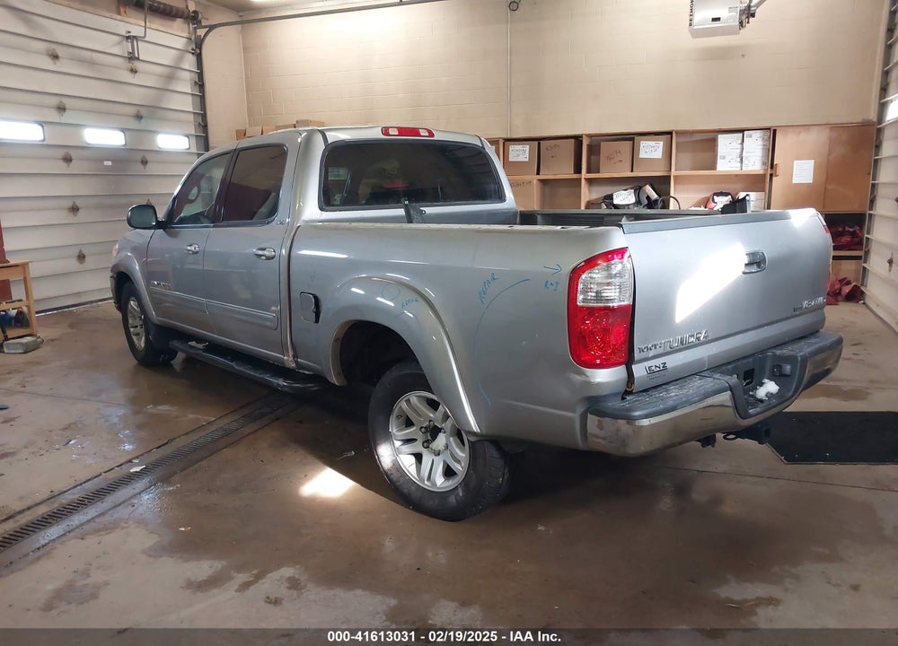 2005 TOYOTA TUNDRA VIN: 5TBDT44105S474501