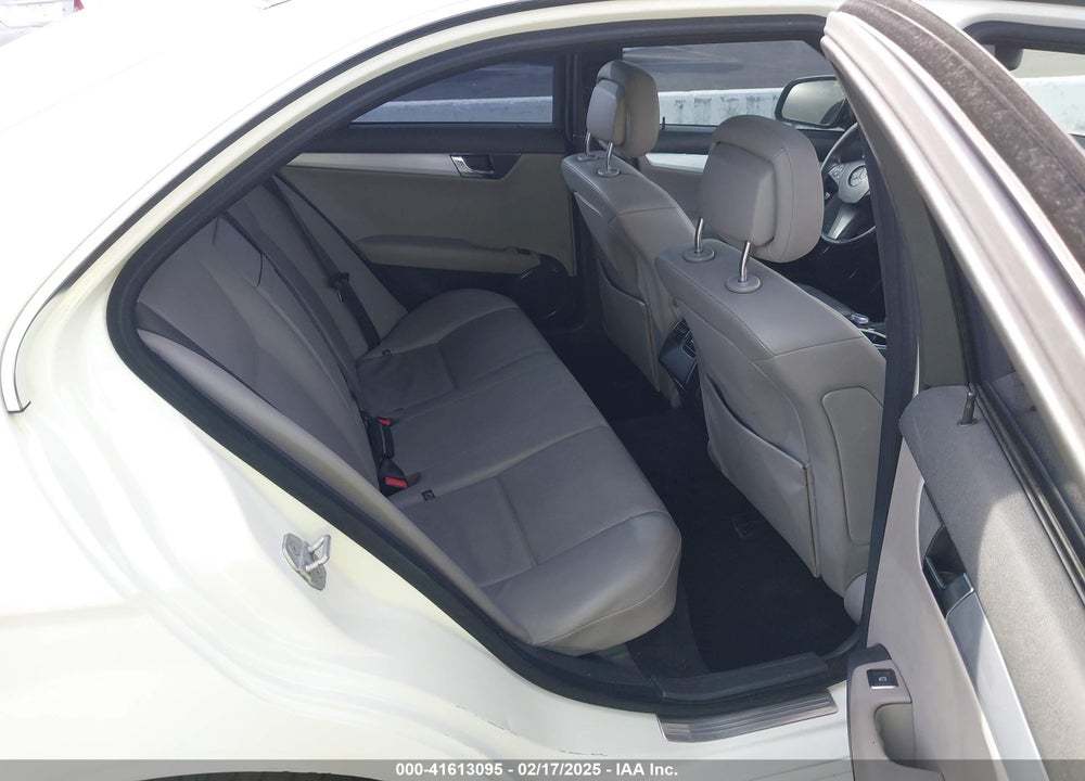 2008 MERCEDES-BENZ C 300 LUXURY 4MATIC/SPORT 4MATIC VIN: WDDGF81X28F146499