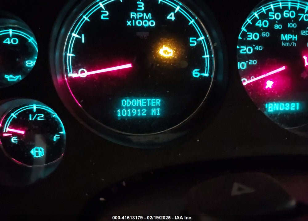 2007 GMC YUKON SLE VIN: 1GKFC13047J317257