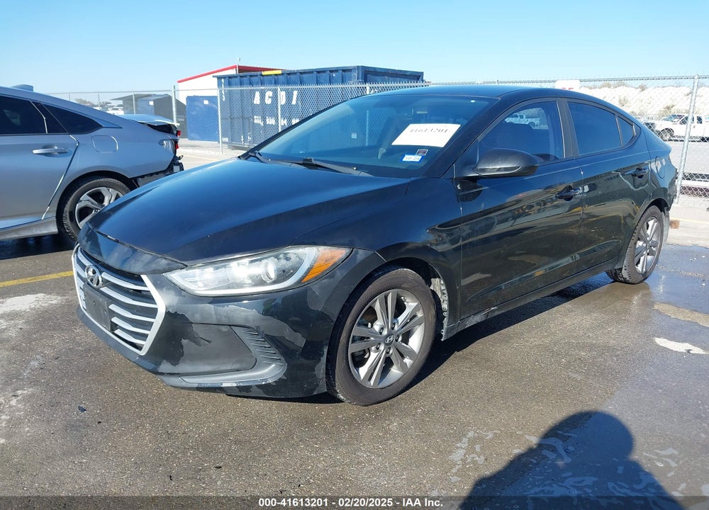 2018 HYUNDAI ELANTRA VIN: KMHD84LF3JU504159