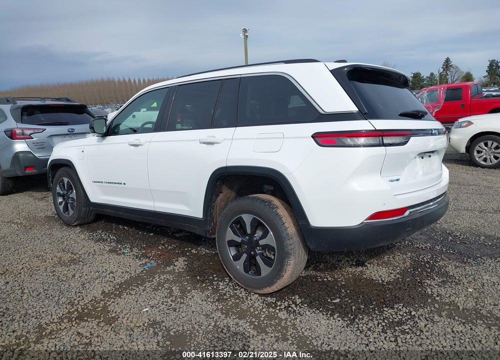 2024 JEEP GRAND CHEROKEE 4XE VIN: 1C4RJYB66R8958675
