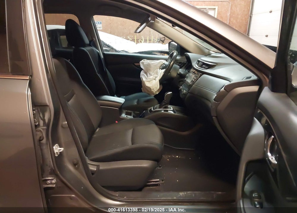 2017 NISSAN ROGUE SV VIN: KNMAT2MV5HP567871