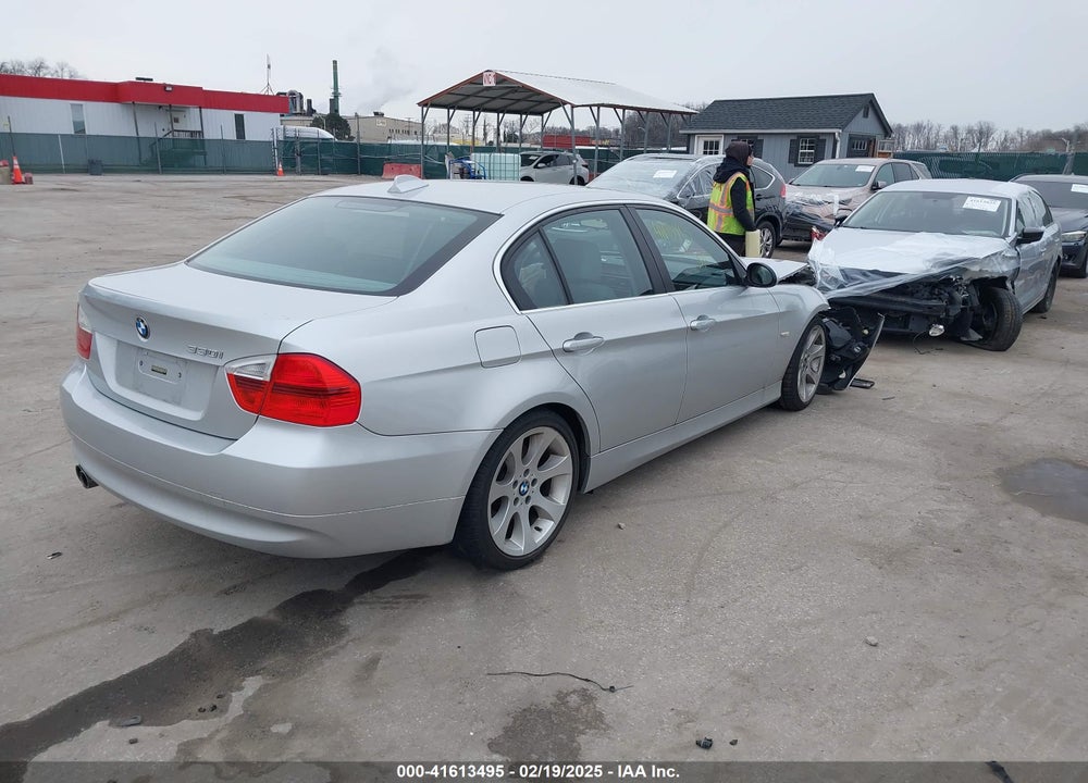 2006 BMW 330 VIN: WBAVB33546KR81548