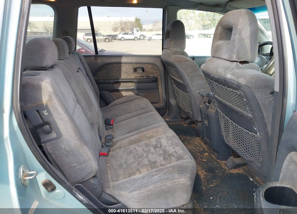 2003 HONDA PILOT EX VIN: 2HKYF18433H526743