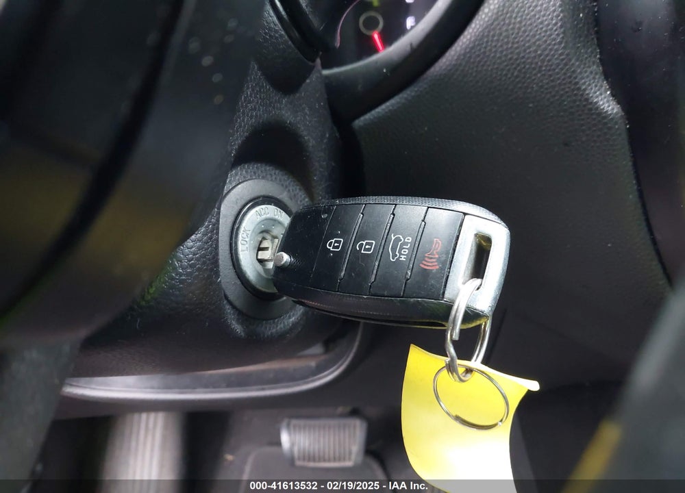 2015 KIA SOUL VIN: KNDJP3A53F7193370