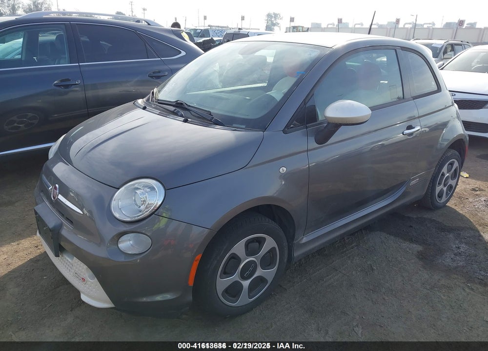 2013 FIAT 500E VIN: 3C3CFFGE6DT727575
