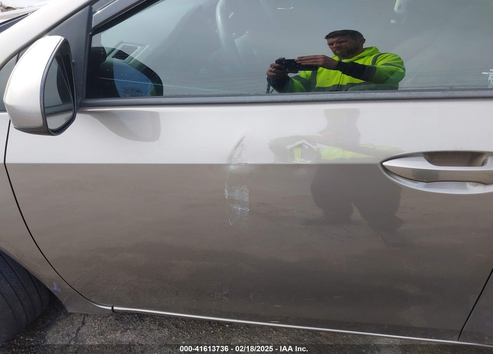 2017 TOYOTA COROLLA VIN: 5YFBURHE6HP734029