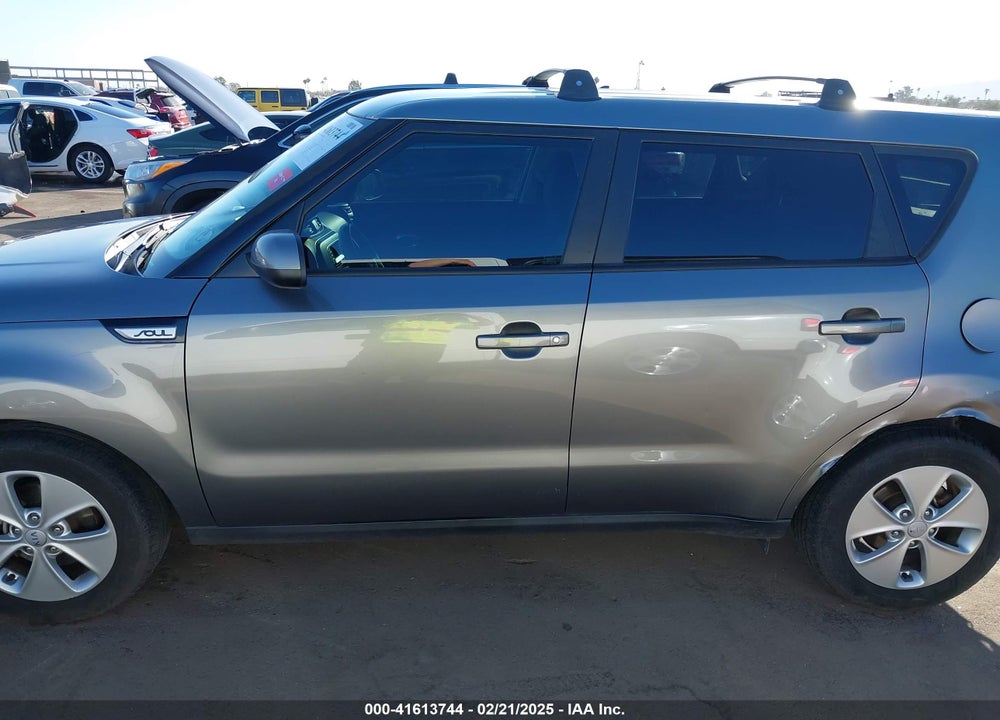 2015 KIA SOUL VIN: KNDJN2A20F7215881
