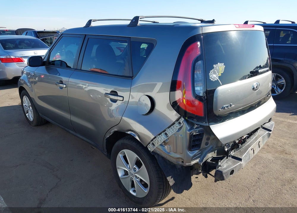 2015 KIA SOUL VIN: KNDJN2A20F7215881