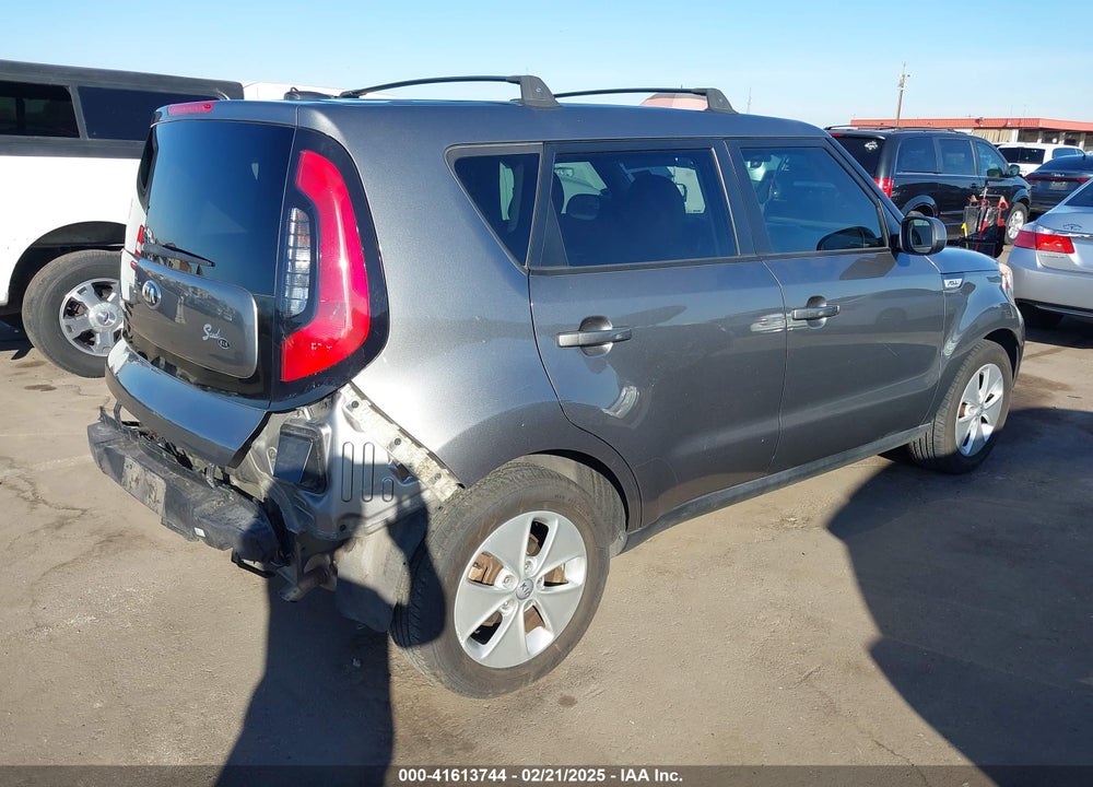 2015 KIA SOUL VIN: KNDJN2A20F7215881