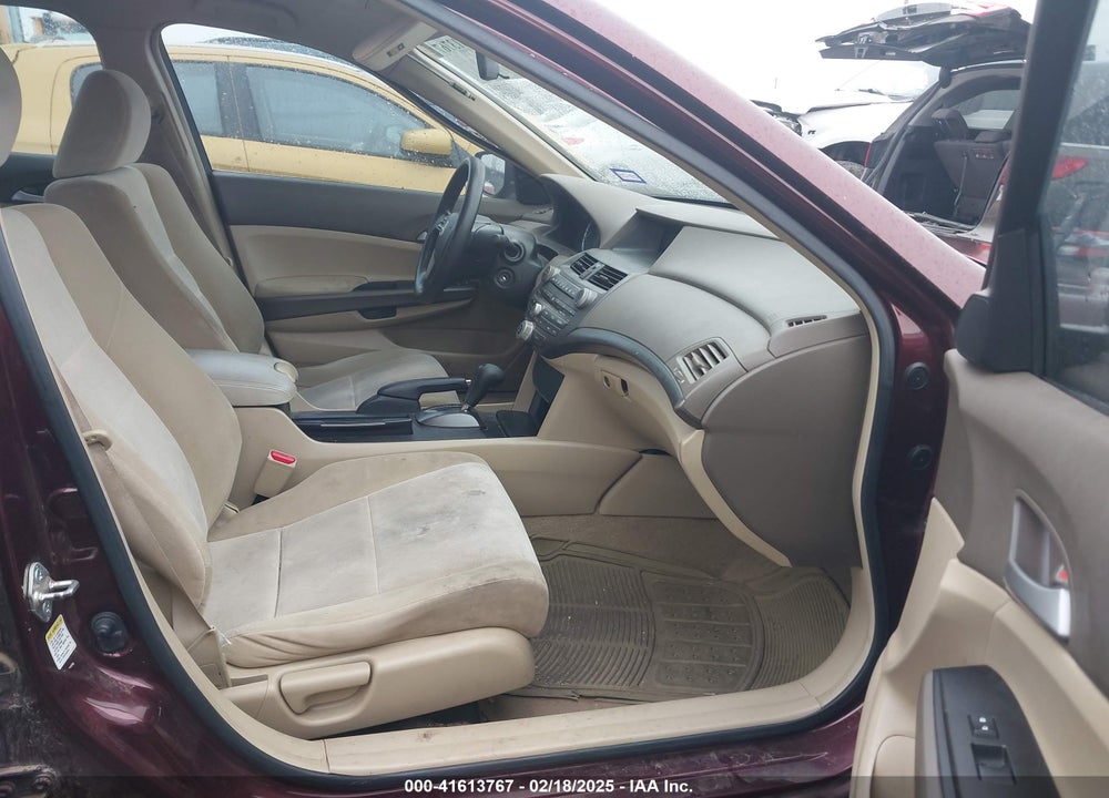 2008 HONDA ACCORD 2.4 LX VIN: JHMCP26368C058418