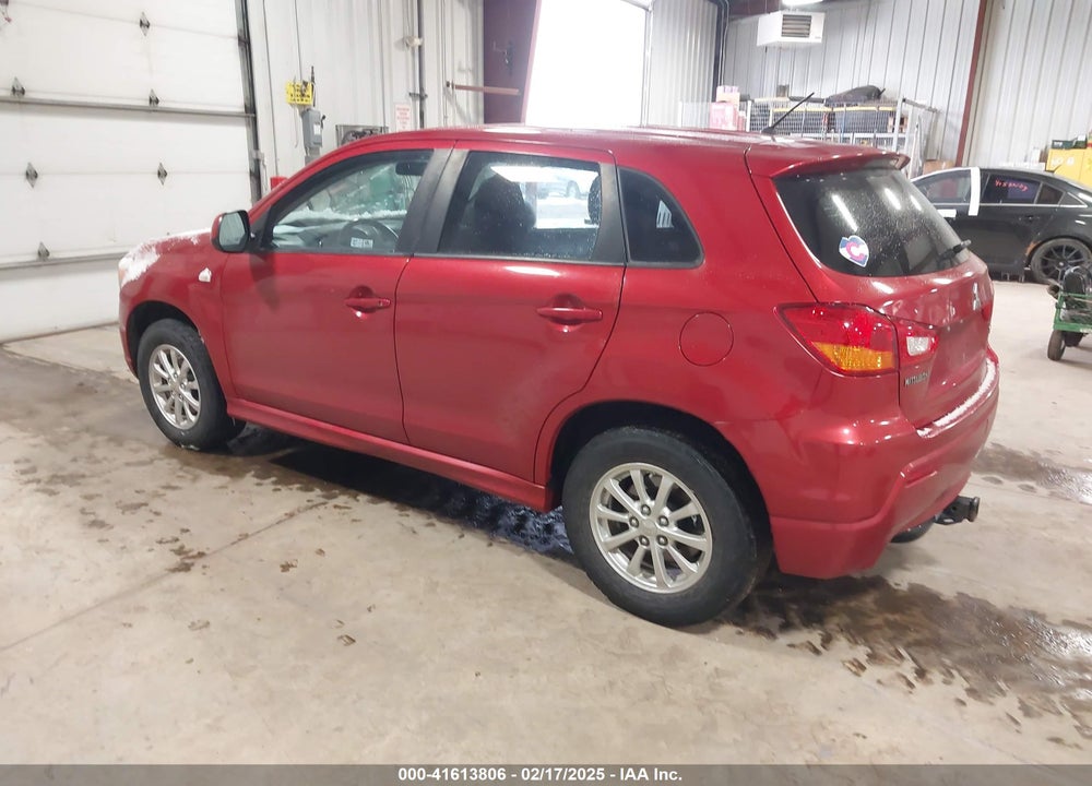 2011 MITSUBISHI OUTLANDER SPORT ES VIN: JA4AP3AU4BZ010963