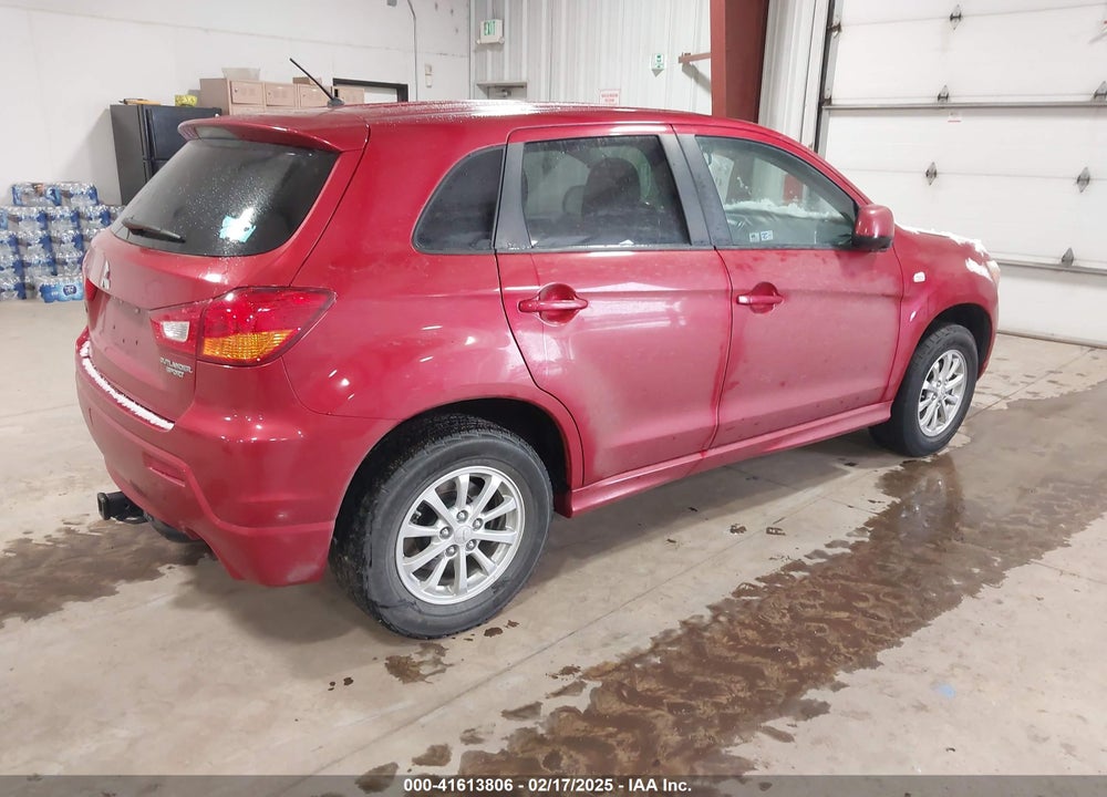 2011 MITSUBISHI OUTLANDER SPORT ES VIN: JA4AP3AU4BZ010963