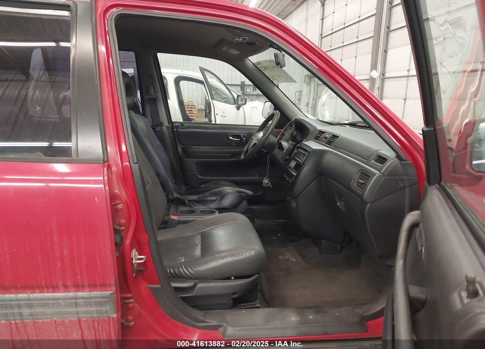 2000 HONDA CR-V EX VIN: JHLRD1861YC009880