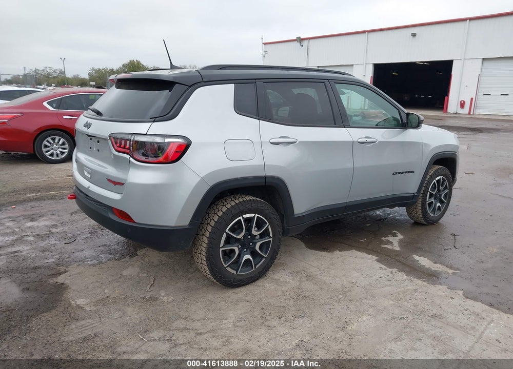 2024 JEEP COMPASS TRAILHAWK 4X4 VIN: 3C4NJDDN4RT119637