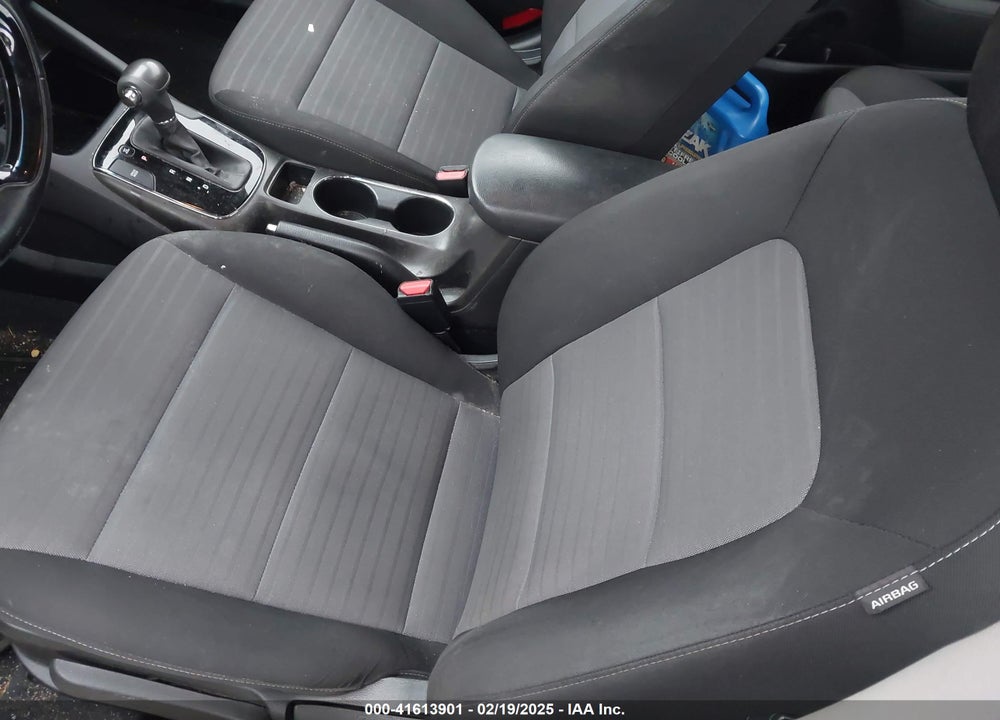 2018 KIA FORTE VIN: 3KPFL4A7XJE192332