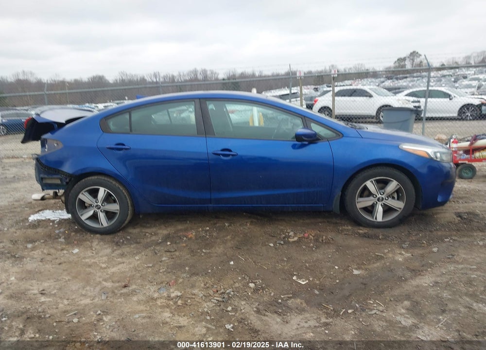 2018 KIA FORTE VIN: 3KPFL4A7XJE192332