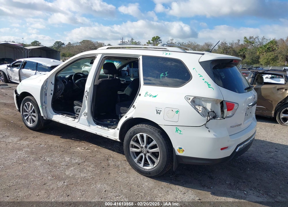 2013 NISSAN PATHFINDER VIN: 5N1AR2MN2DC650590