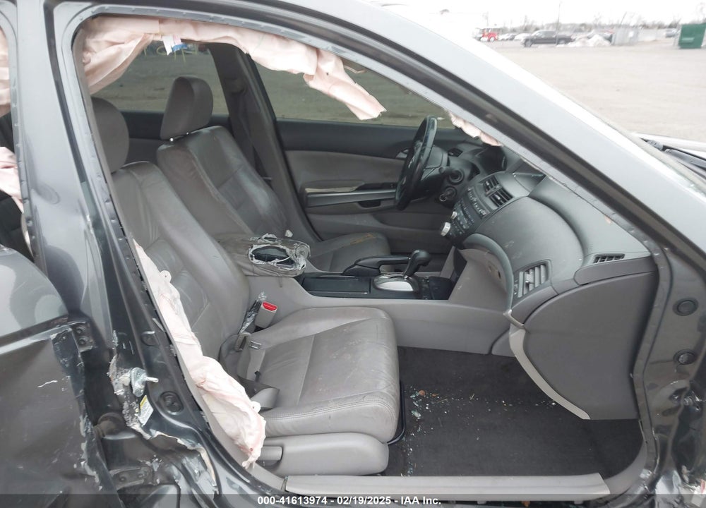 2009 HONDA ACCORD 2.4 EX-L VIN: 1HGCP26879A157714