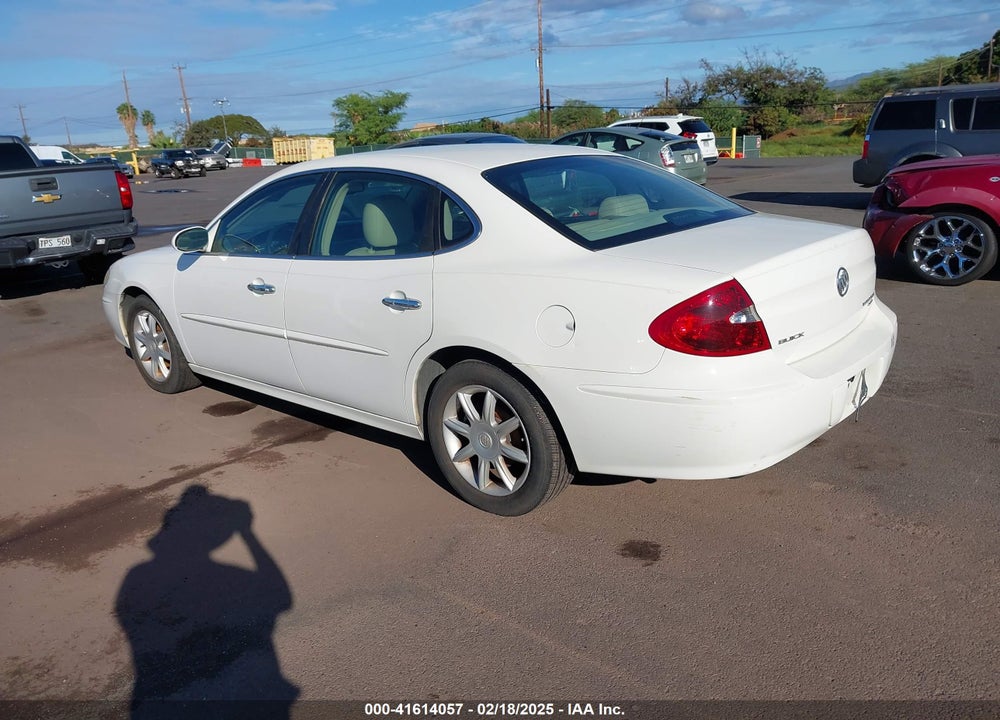 2005 BUICK LACROSSE CXS VIN: 2G4WE537351318932