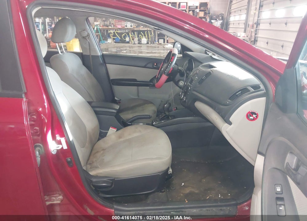 2012 KIA FORTE VIN: KNAFU4A2XC5583221