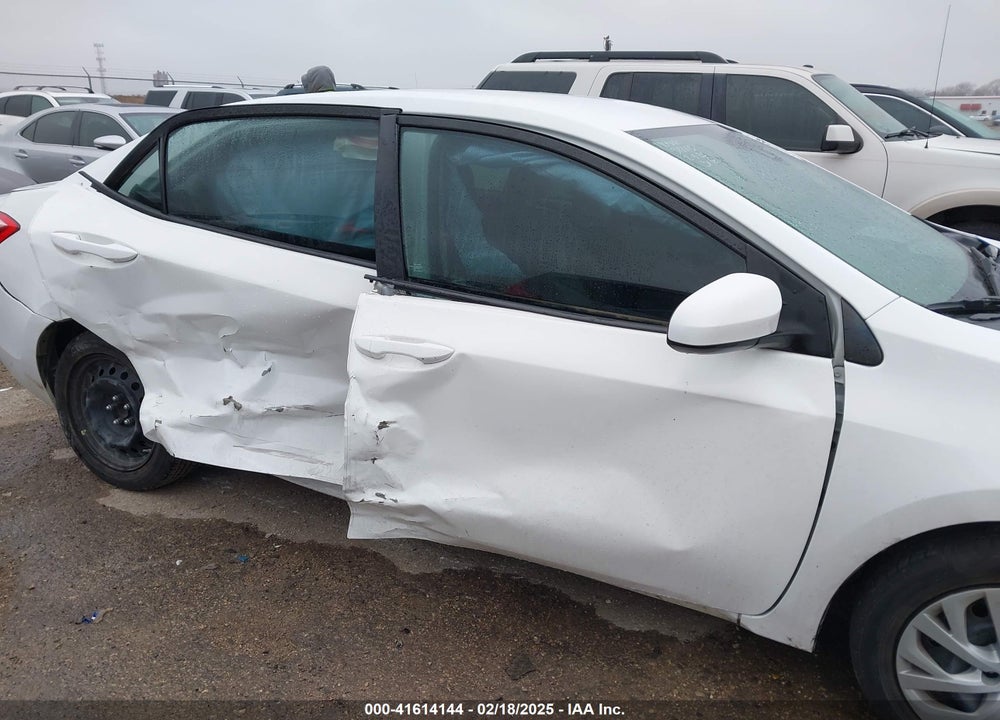 2018 TOYOTA COROLLA VIN: 5YFBURHEXJP748747