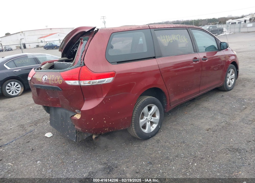 2011 TOYOTA SIENNA VIN: 5TDKA3DCXBS001510