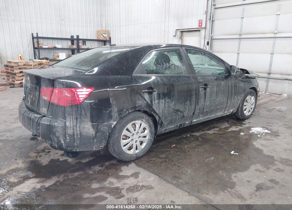2013 KIA FORTE VIN: KNAFU4A28D5685859