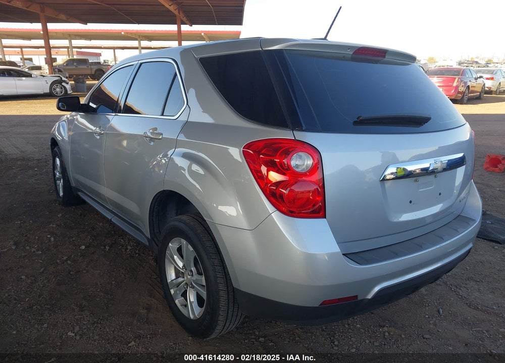 2015 CHEVROLET EQUINOX LS VIN: 1GNALAEK8FZ122712