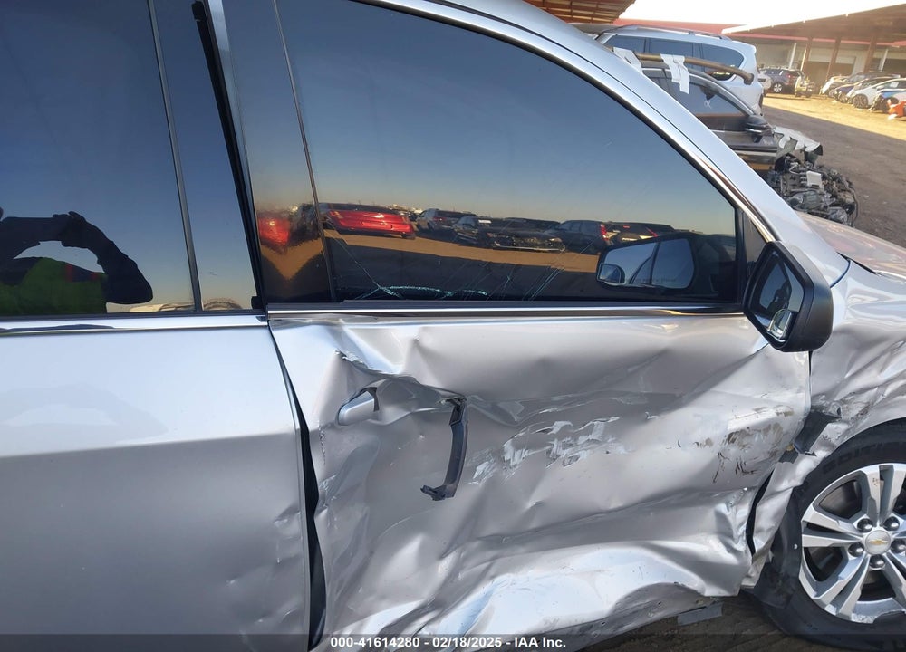2015 CHEVROLET EQUINOX LS VIN: 1GNALAEK8FZ122712